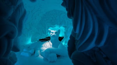 imponerende isskulptur på ishotellet