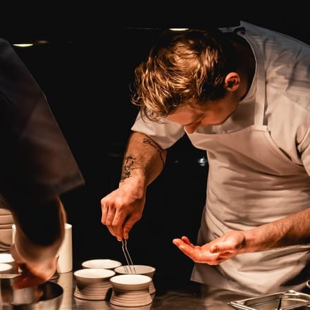 Island restaurant dill kok