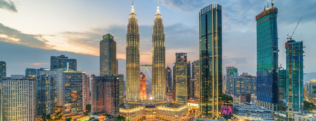 Malaysia Kuala Lumpur Lumpur park scaled