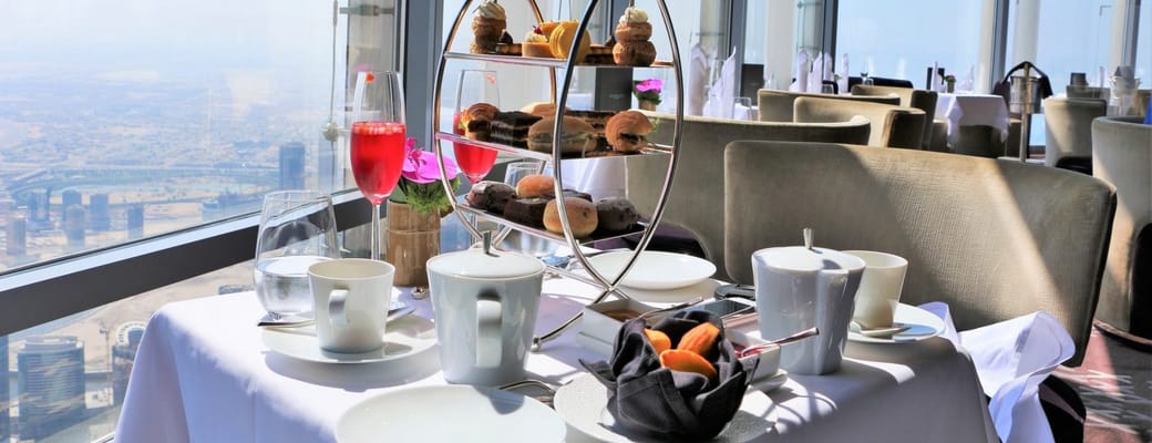 Dubai At.Mosphere Lounge Burj Khalifa