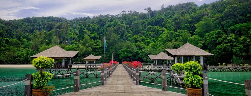 Malaysia, Borneo, Gaya Island Bungaraya Island Resort, Arrival Jetty