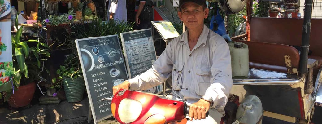 Cambodia, Phnom Penh, Udflugt Phnom Penh, Tuk Tuk, Chauff&oslash;r