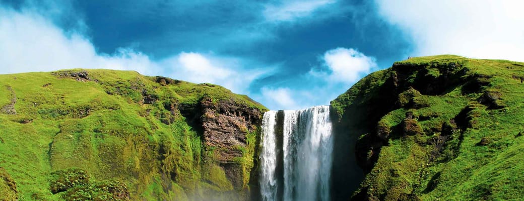 Skogafoss vandfaldet p&aring; Sydisland