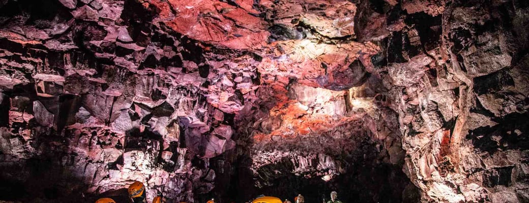 Island Sydisland Reykjavik lavatunnel2 udflugt