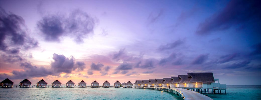Rejser til Maldiverne, Centara Grand Island Resort & Spa, Solnedgang over lagunen