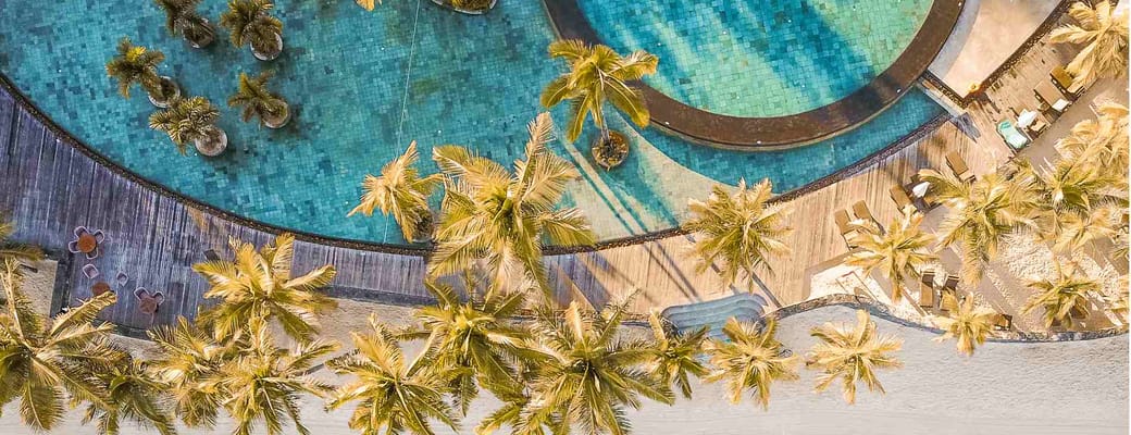 Rejser til Mauritius, Trou aux Biches Beachcomber Golf Resort & Spa, Poolen ved stranden