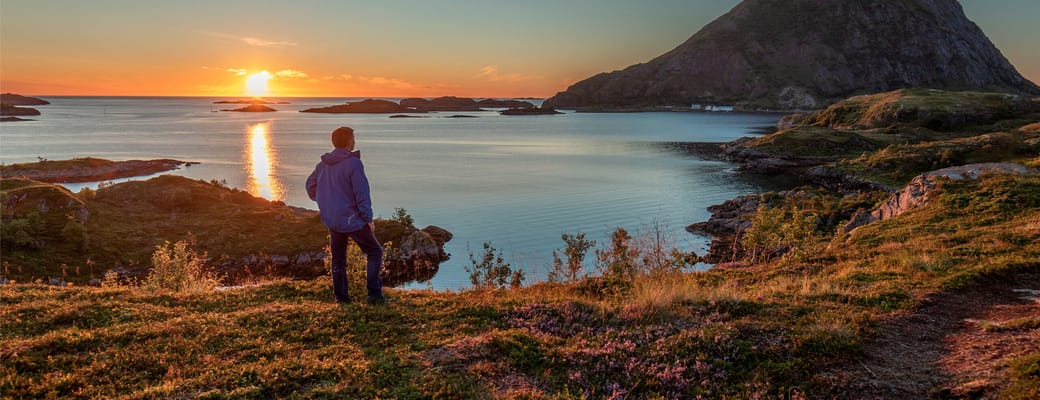 Midnatssol over havet, Norge