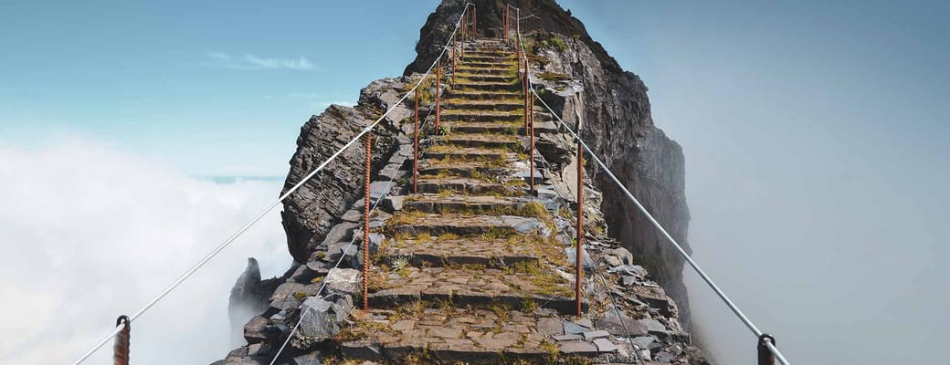 Pico de Arierio trappen p&aring; Madeira, Portugal