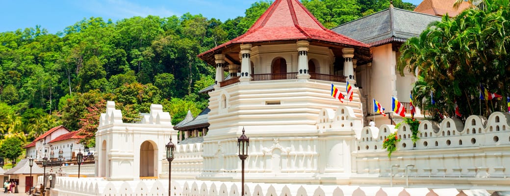 tandens tempel kandy sri lanka