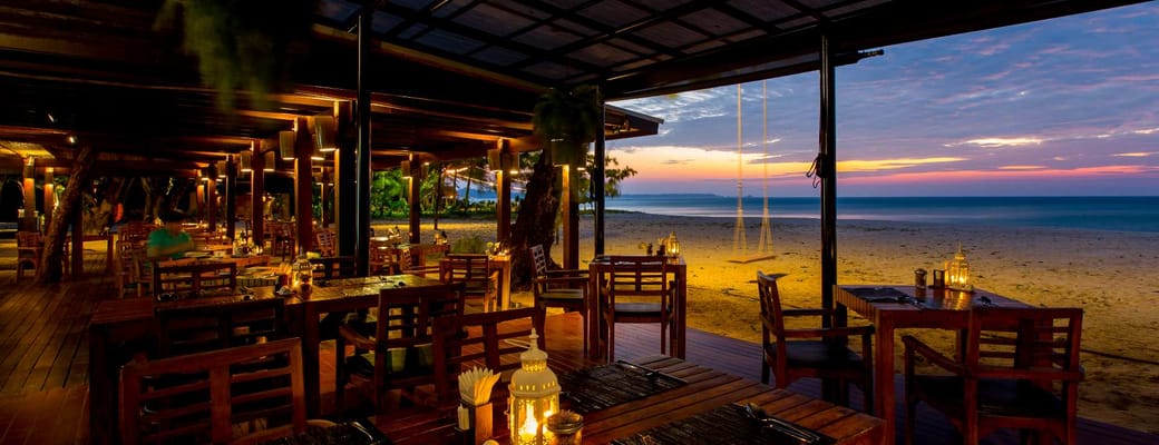 Thailand, Khao Lak, Bangsak Village, Restaurant Evening