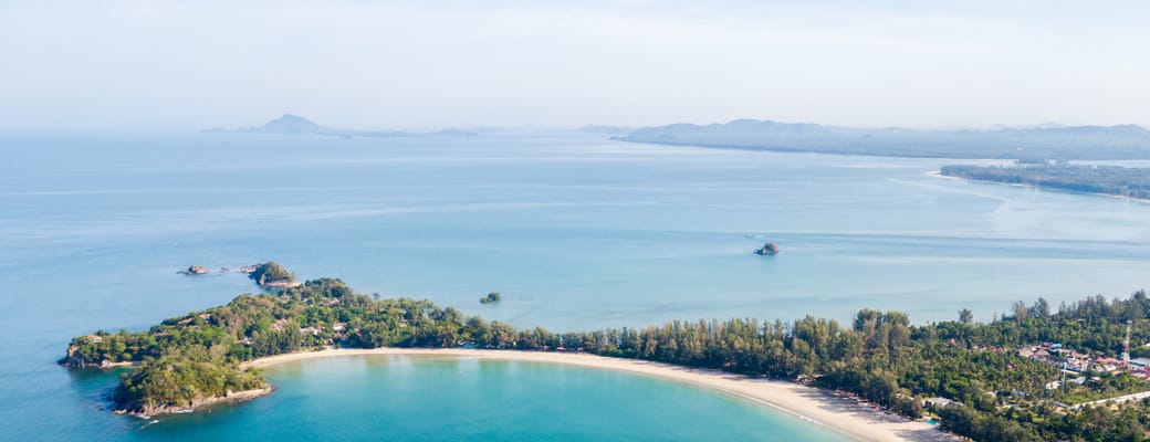 Klong dao stranden set fra luften kho lanta thailand