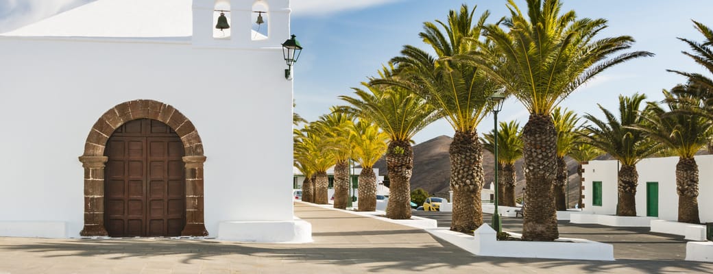 kanariske oeer lanzarote kirke palmer