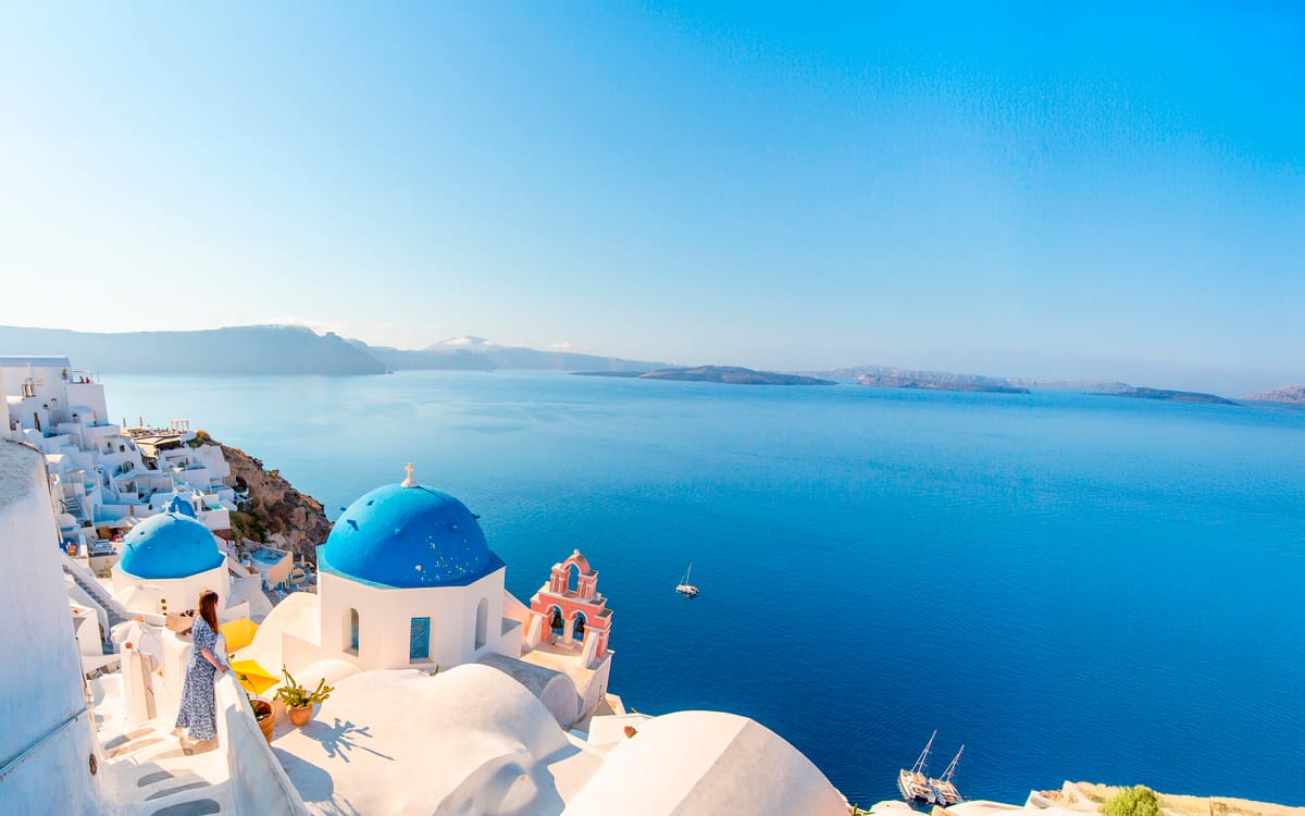 Sol over Santorini og smagen af Middelhavet