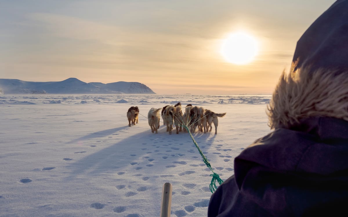 Påske i Nuuk og Ilulissat med hundeslæde og isfjord