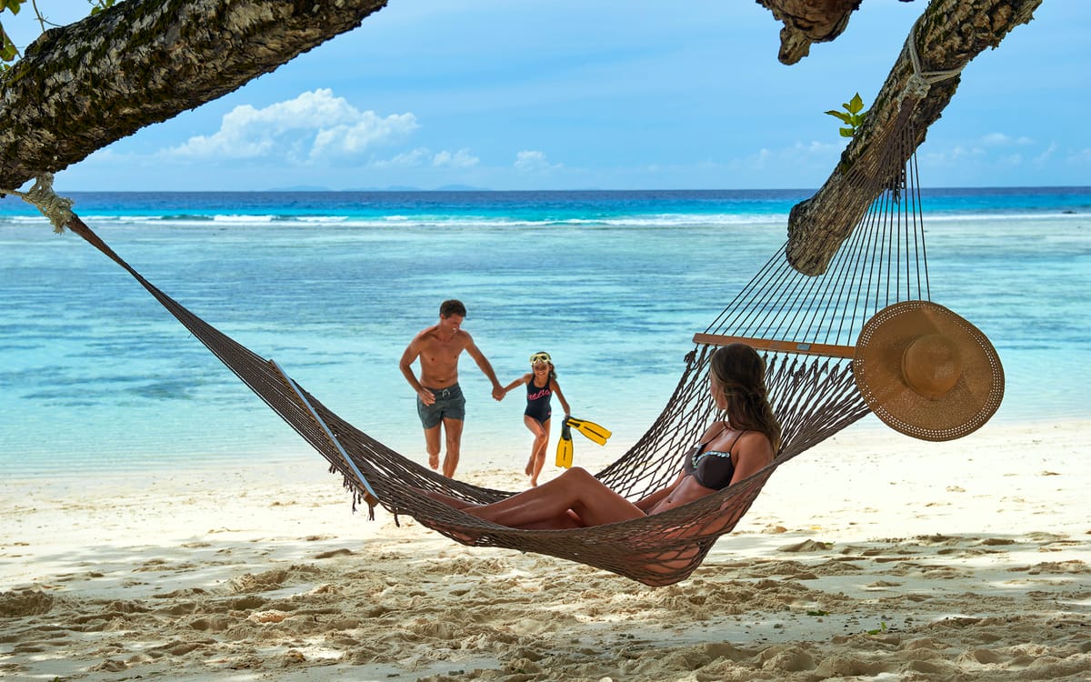 Øhop og strandluksus på Seychellerne