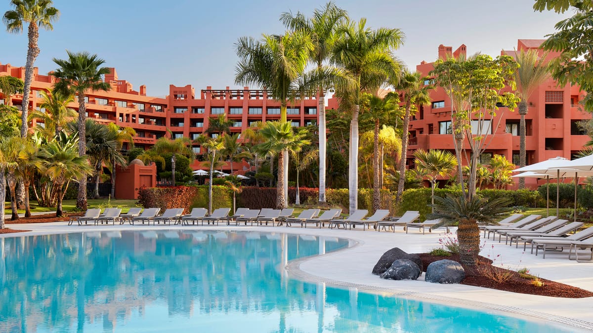 Luksus mellem Tenerifes hav og bjerge