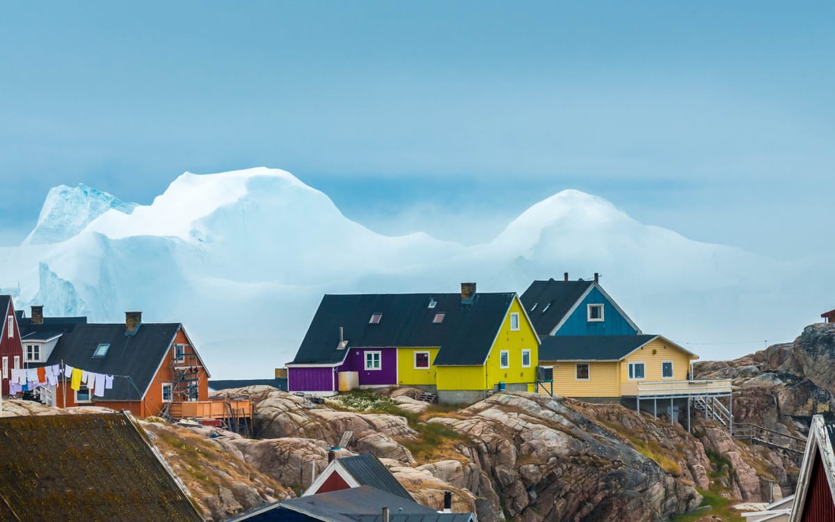 Diskobugtens isfjelde og basaltklipper