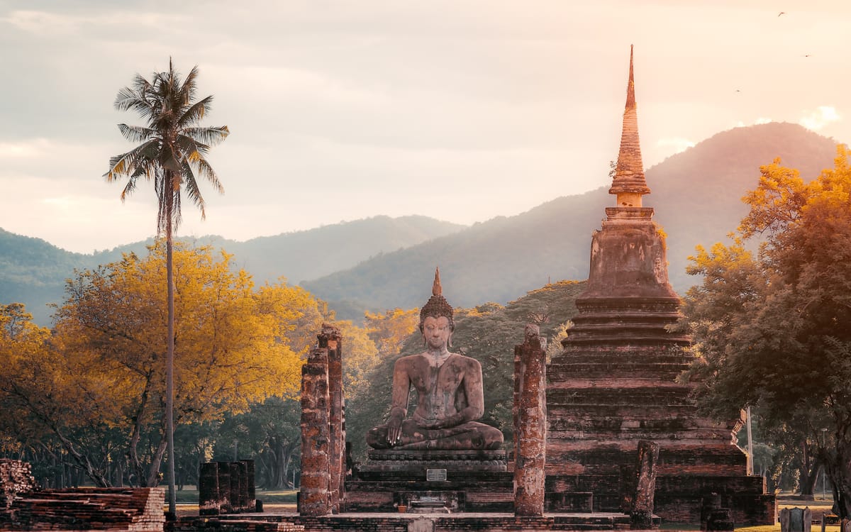 Bangkok, Uthai Thani og Phuket