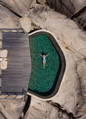 spa aerial spa pool guest2 scaled