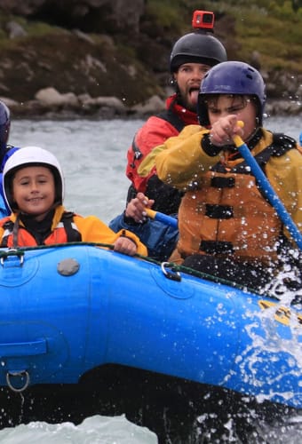 Island, riverrafting på glejtsjerfloden Hvitá ved den Gyldne Cirkel,