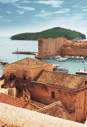 kroatien dubrovnik havn gamle mure