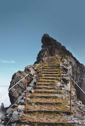 Pico de Arierio trappen på Madeira, Portugal