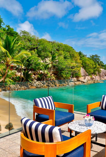 seychellerne mahe mango house terrasse med udsigt scaled