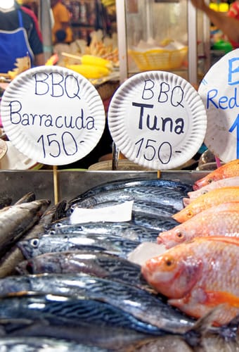 fiskemarket ved ao nang krabi thailand