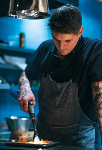 restaurant mathallen tromsø norge