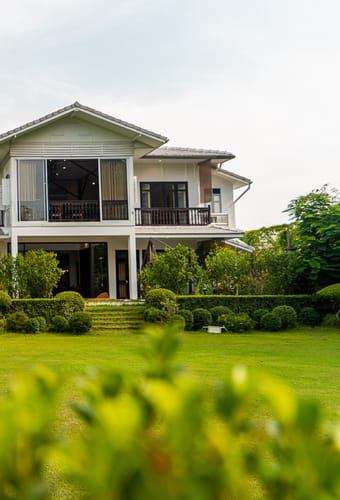 baan chomprang facade scaled
