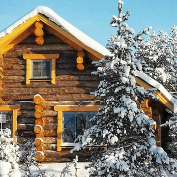 Finland, Finske Lapland, Moutka Wilderness Hotel, Log Cabin, Vinter, Snelandskab