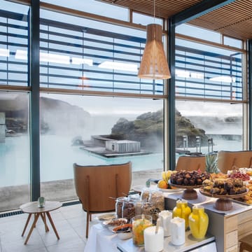 Island Silica Hotel Breakfast Restaurant buffet 