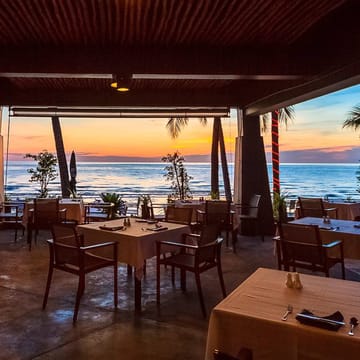 Thailand, Koh Chang, KC Grande Beach Resort & Spa, Restaurant Sunset