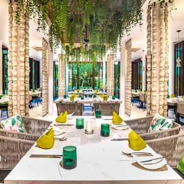 Thailand Khao Lak The Sarojin Ficus Restaurant