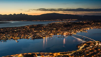Tromsø i norge skyline