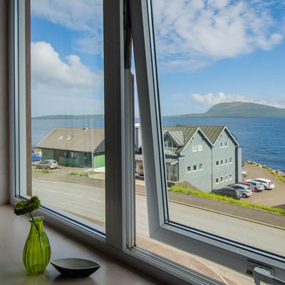 rejser til F&aelig;r&oslash;erne, Hotel Djurhuus, Torshavn, udsigt