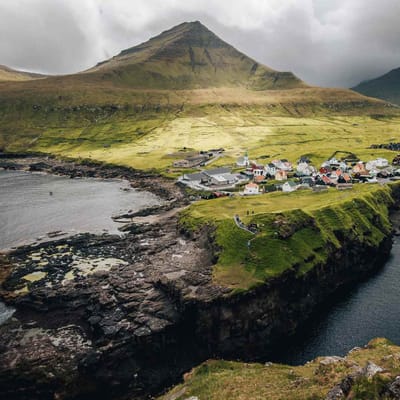 F&aelig;roerne Torshavn udflugt eysturoy nordlige del Gjogv