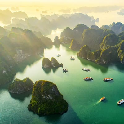 Vietnam halong bugten scaled