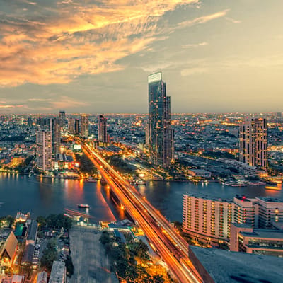Thailand Bangkok skyline flod scaled