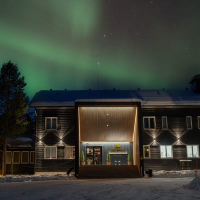 finland inari juutua wildernes entrance northern light scaled hotel