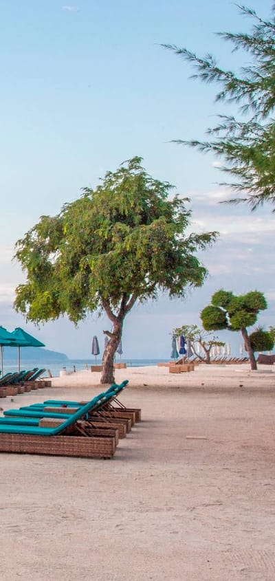 Indonesien Gili Trawangan Hotel Vila Ombak Strand Med Solsenge