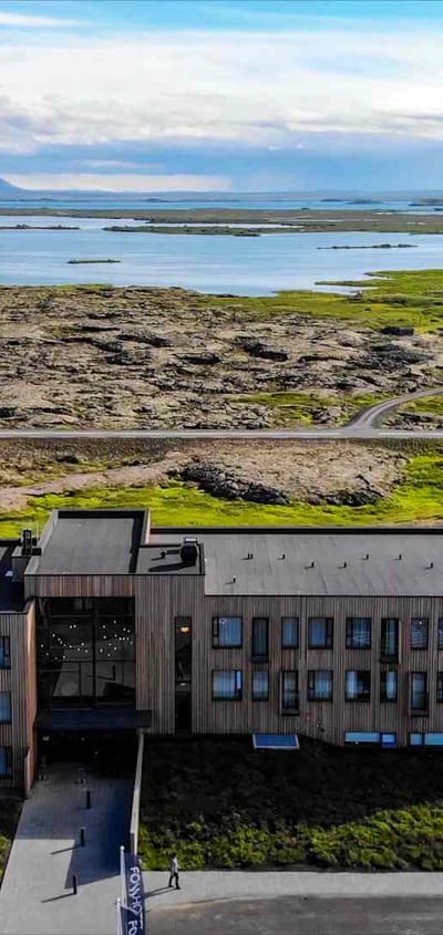 Rejser til Island, Gr&iacute;mssta&eth;ir, Fosshotel M&yacute;vatn, view lake