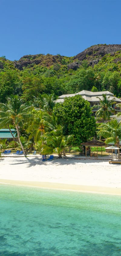 seychellerne praslin larchipel set fra havet scaled