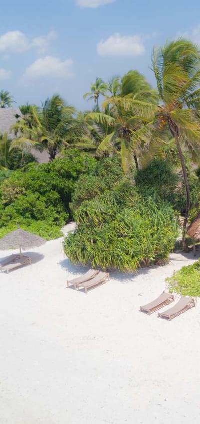Pearl Suites ligger direkte ved stranden