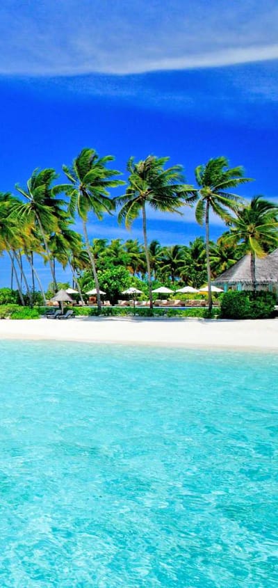 Rejser til Maldiverne, Centara Grand Island Resort & Spa, The Club og deluxe overwater villaer