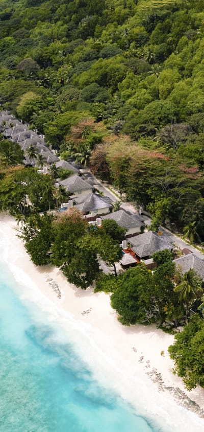 Seychellerne Silhouette Island Hilton Labriz Villaer Langs Stranden