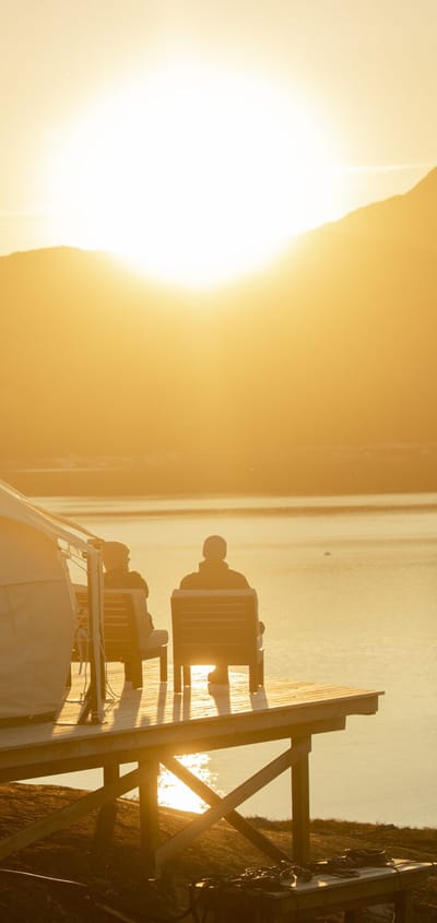 Gr&oslash;nland Camp Kangiusaq Solnedgang
