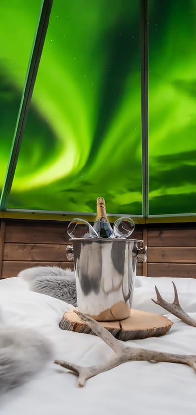 finland Lapland inari wilderness aurora cabin northern light scaled hotel