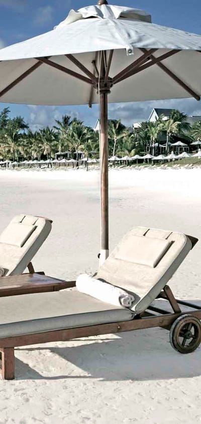Rejser til Mauritius, The Residence Mauritius, Solsenge på stranden