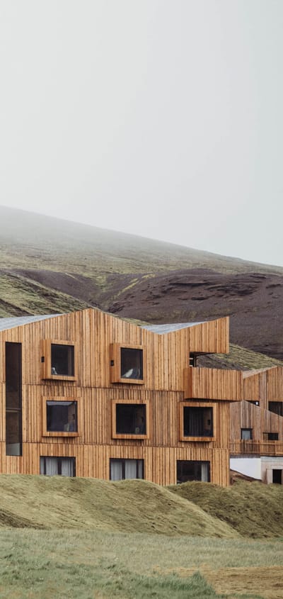 Island, Highland Base, Exterior